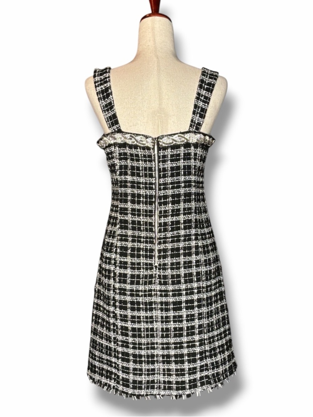 Tahari ASL Black Tweed Beaded Square Neck Mini Sheath Dress Size 8 - Picture 4 of 9